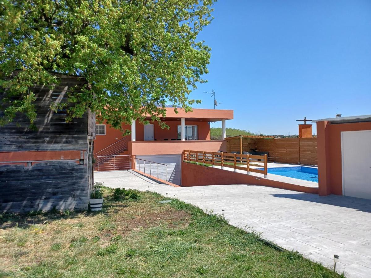 Piscina De Sal Barbacoa Wifi, Parking Gratis, 3 Min Pga Casa El Roble Villa Girona Luaran gambar