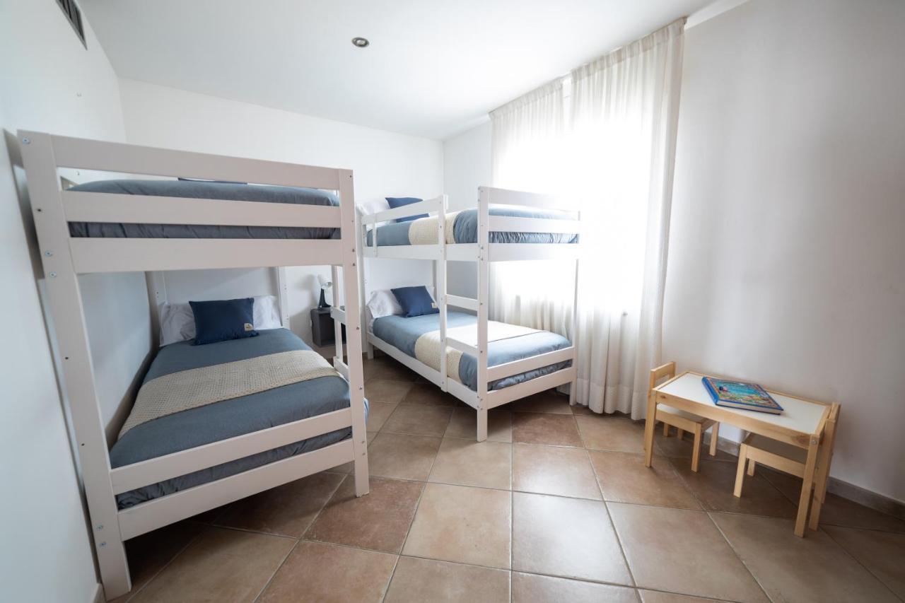 Piscina De Sal Barbacoa Wifi, Parking Gratis, 3 Min Pga Casa El Roble Villa Girona Luaran gambar