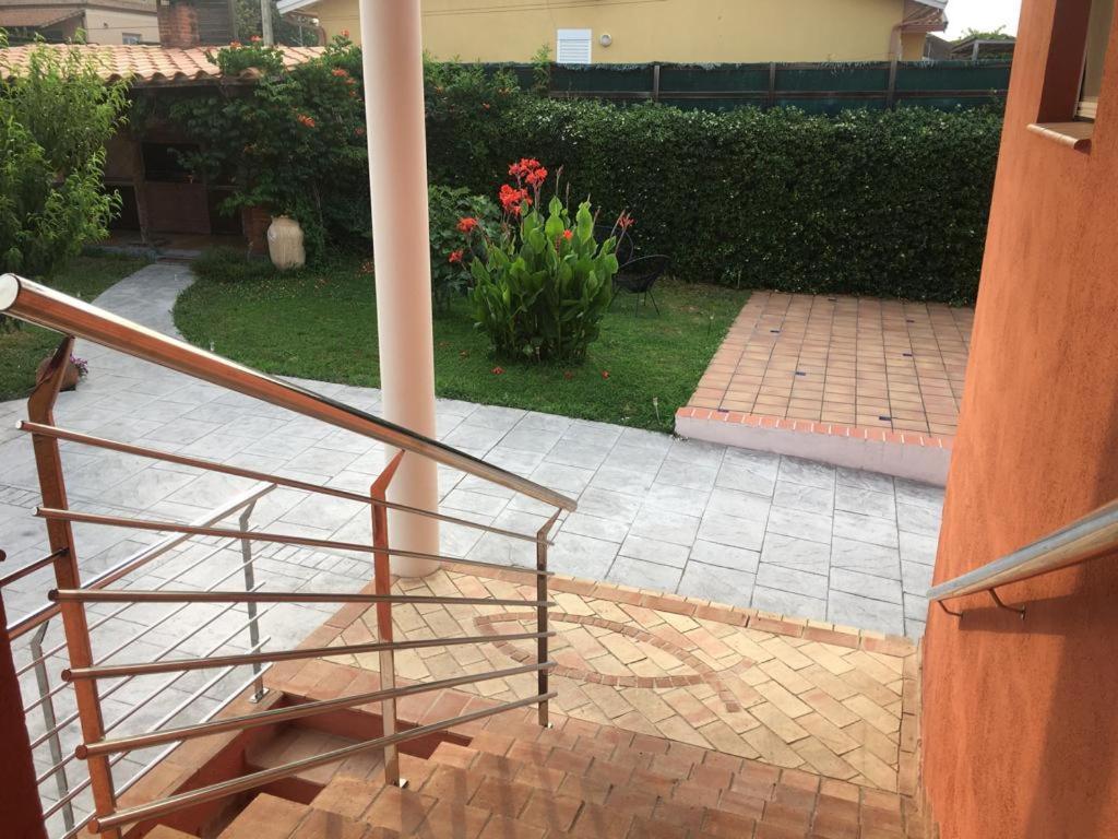 Piscina De Sal Barbacoa Wifi, Parking Gratis, 3 Min Pga Casa El Roble Villa Girona Luaran gambar